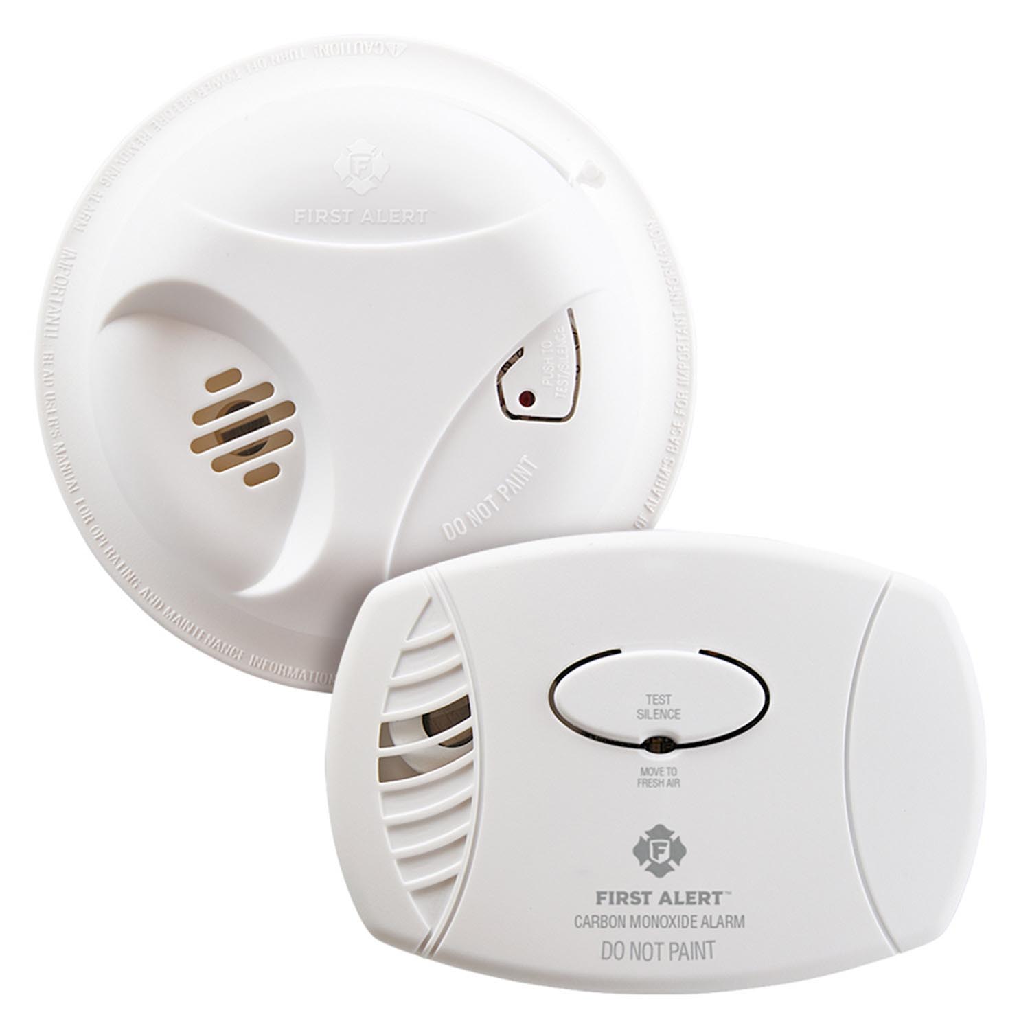 First Alert Carbon Monoxide and Smoke Detector (Combo Pack) - SCO403 (1039879)