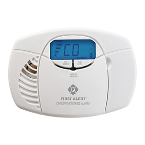 First Alert Battery Operated Carbon Monoxide Alarm with Digital Display - CO410
